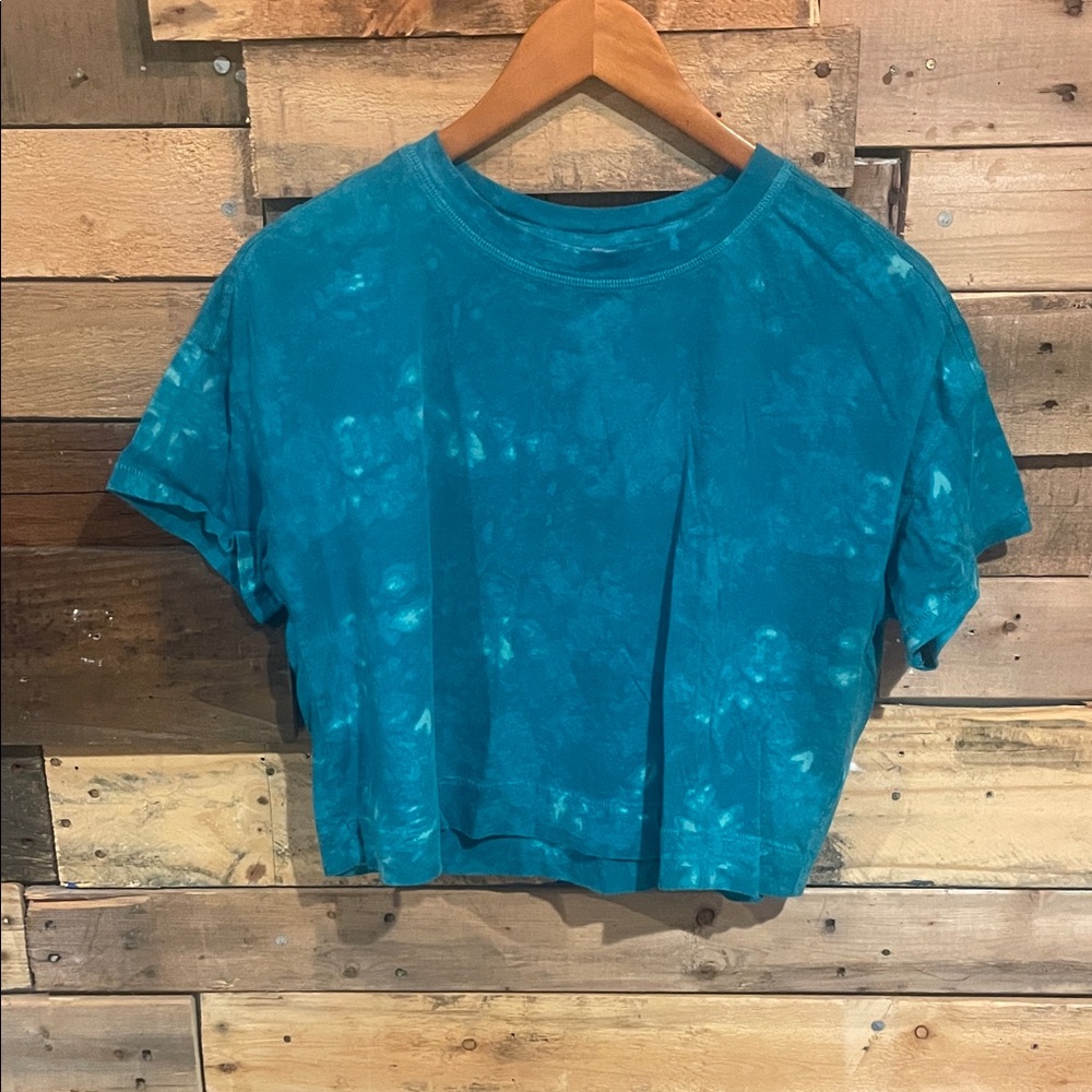 Old Navy Blue Tie-Dye Crop Top